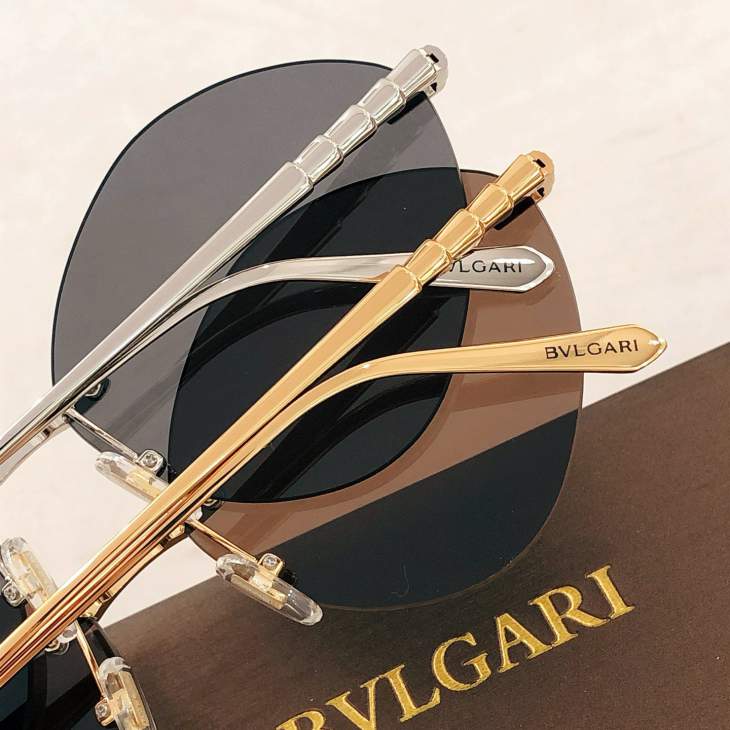 Picture of Bvlgari Sunglasses _SKUfw80879887fw
